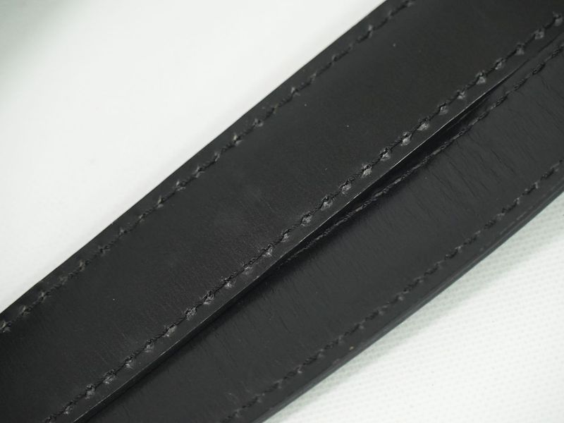 Authentic Cartier Leather Shoulder Bag Tote Bag Black Bag Pre-owned [follow-up