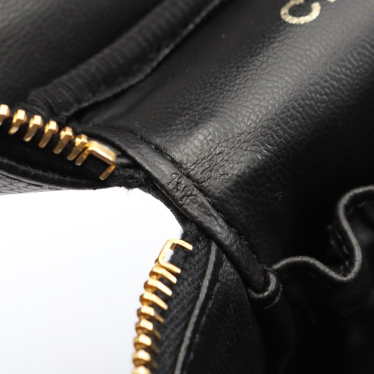 Chanel Handbag CC Logo Black Leather Vertical — view 7