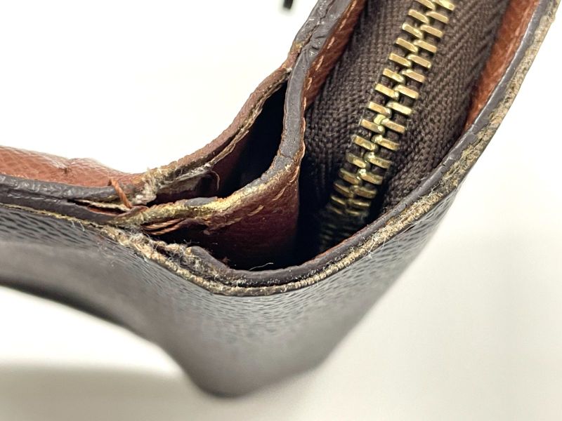 Louis Vuitton Monogram Compact Zipped Folding Wallet M61667 Brown Made In France