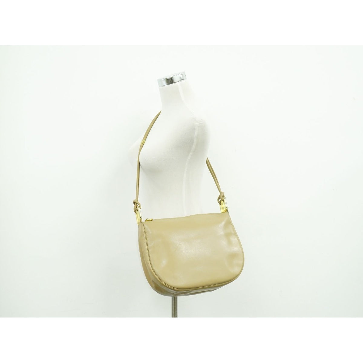 Dior Leather Shoulder Bag Beige — view 6
