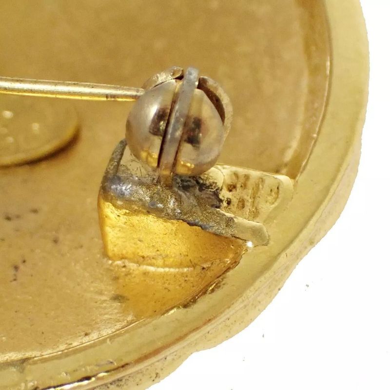 Chanel Vintage Brooch CC Mark Gold Round Shape 85bs129