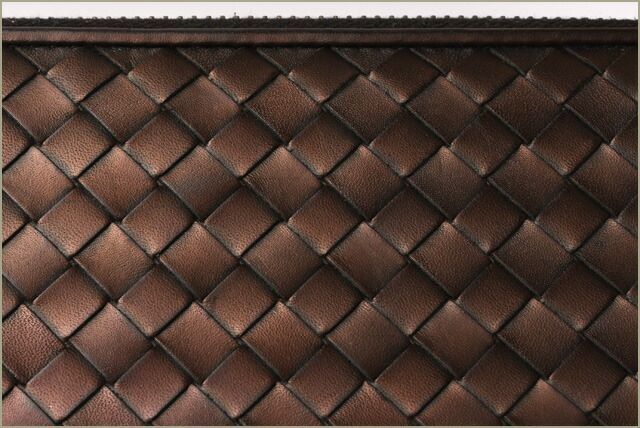 Bottega Veneta Long Wallet Travel Case Bottega Veneta Round Zipper Closure