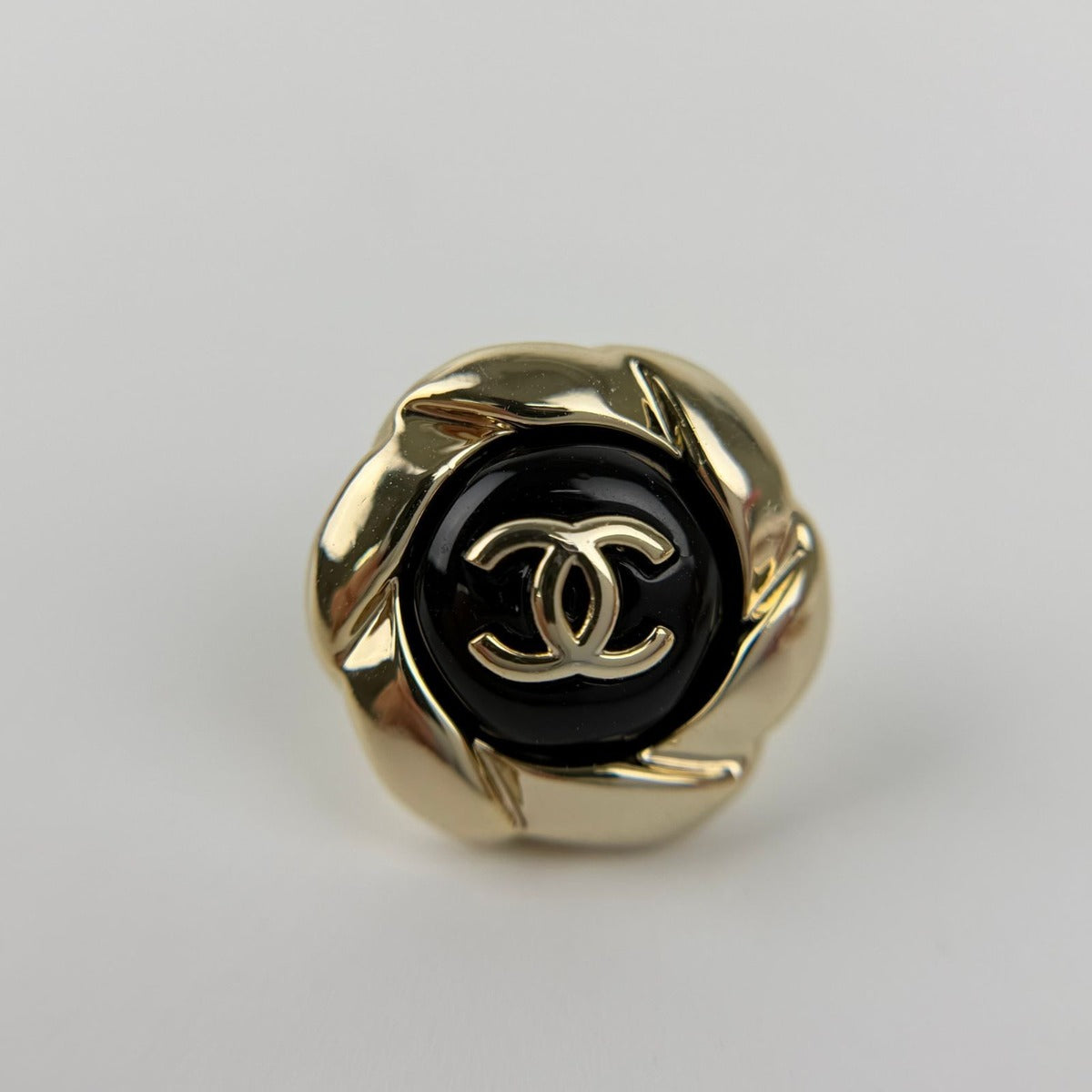 Chanel CC Logo Earrings Gold Vintage — view 5