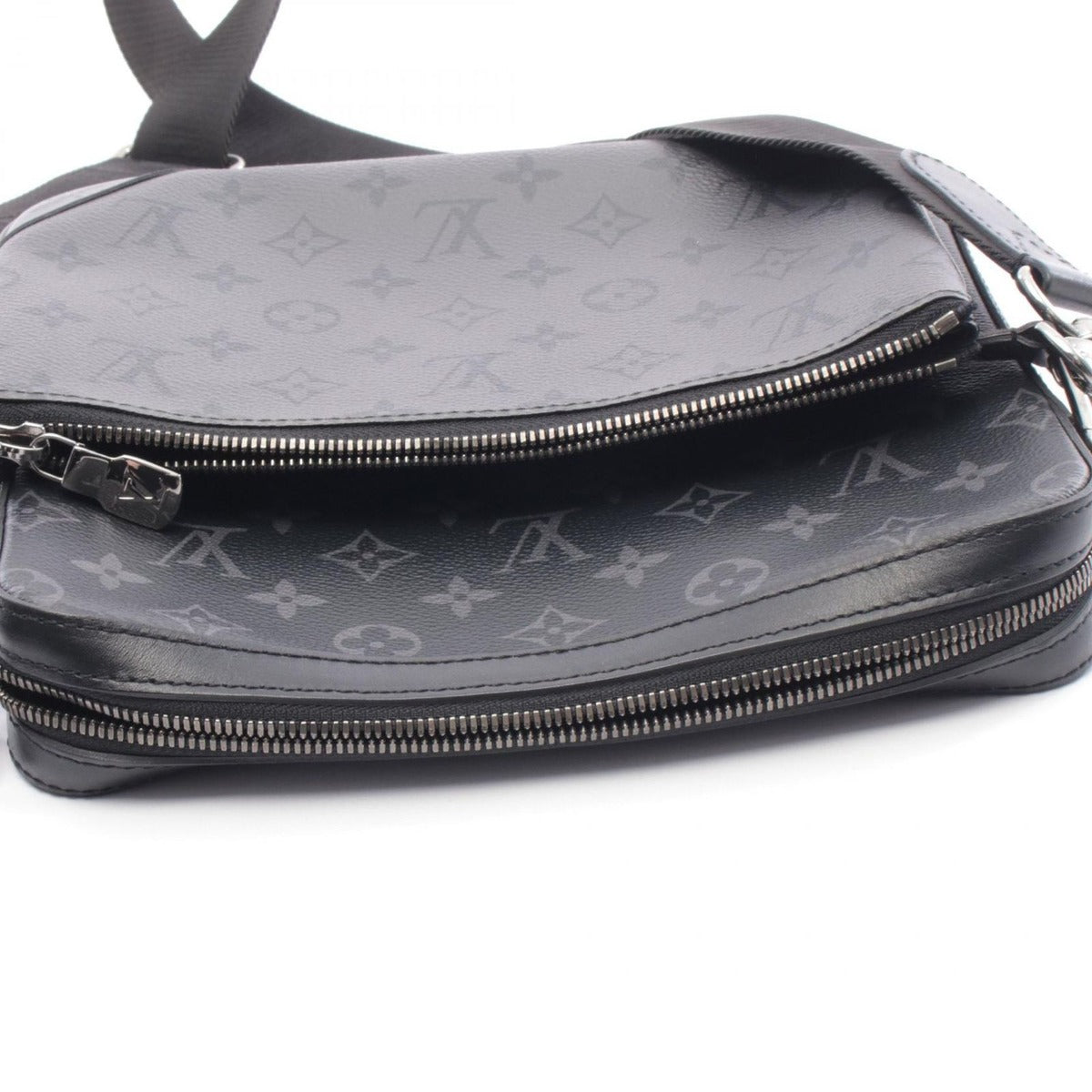 Louis Vuitton Shoulder Bag Trio Messenger Canvas Leather Gray Black — view 6