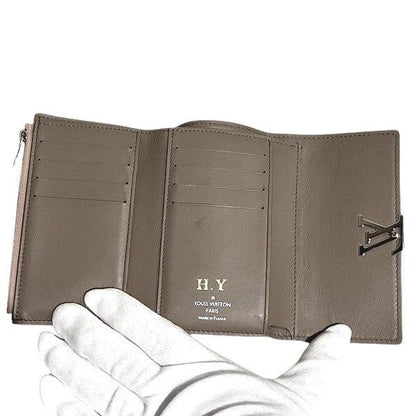 Louis Vuitton Capucines Portefeuille M62156 Compact Wallet Trifold Wallet Women