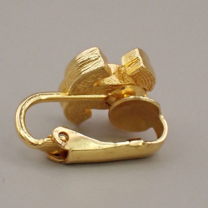 Chanel Ear Ring Coco Mark Gold One Side 63bs144