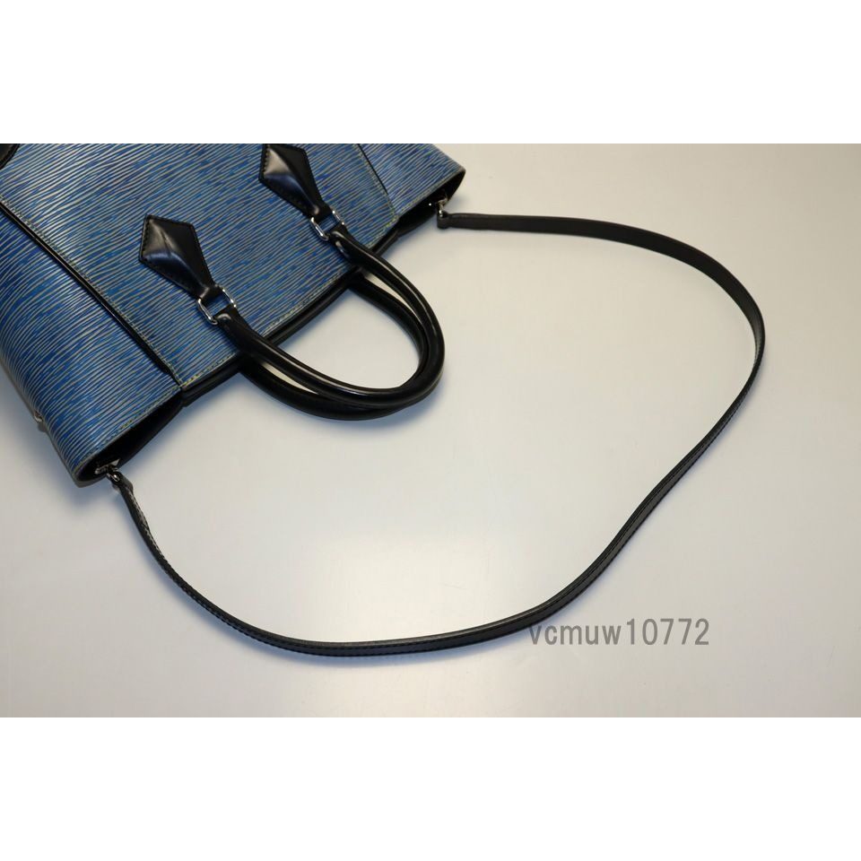 Louis Vuitton Epi Phoenix PM Leather 2-Way Handbag — view 5