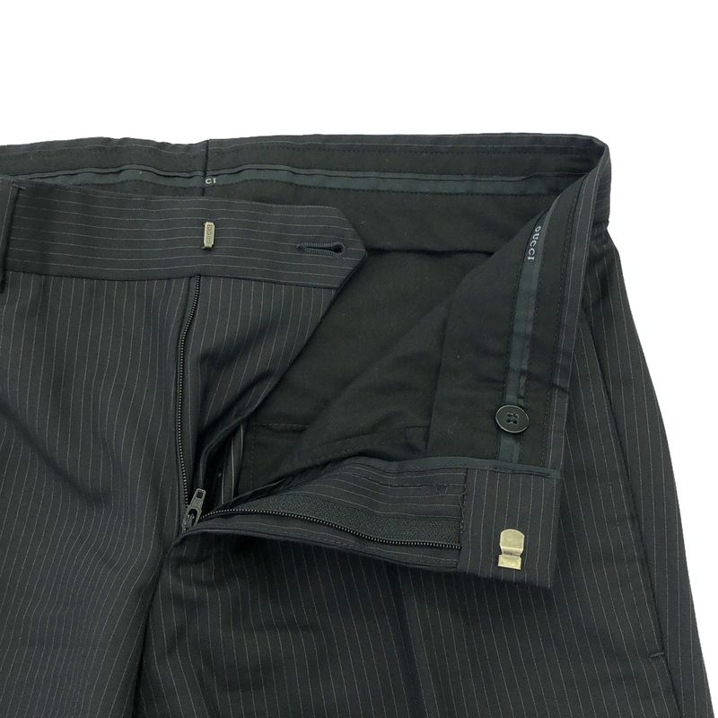 Gucci Notched Lapel 2b Striped Set-Up Suit 281afb Black 44