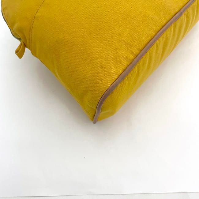 Hermes Pouch Bolide Pouch GM Yellow Bolide Excellent Condition Old Shape