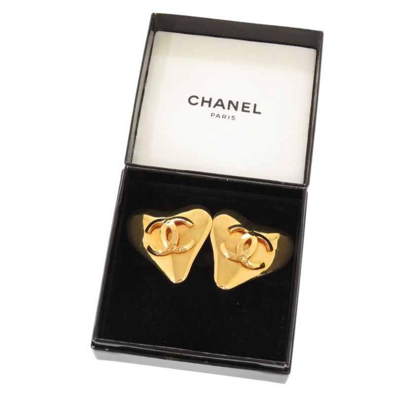 Chanel Vintage Coco Mark Heart Metal Gold Earrings 0179 Chanel