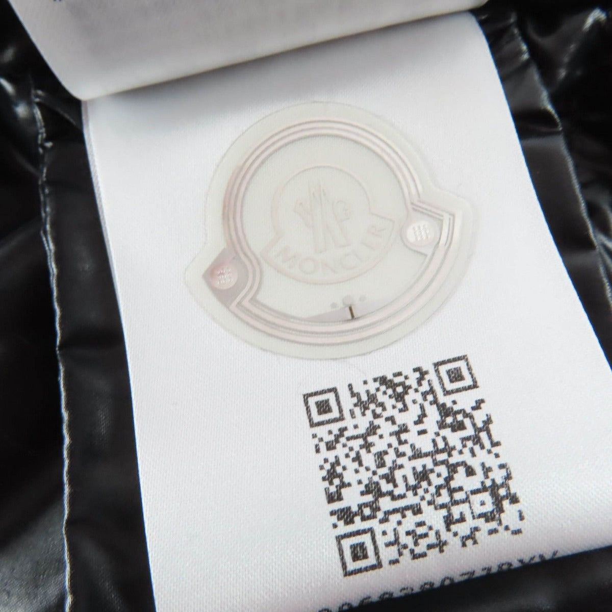 Moncler Grandval Logo Patch with Hood Coat — view 13