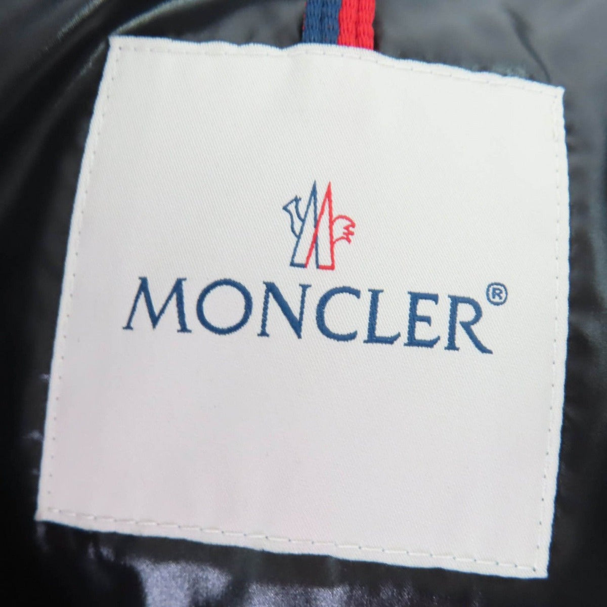 Moncler Grandval Logo Patch with Hood Coat — view 8
