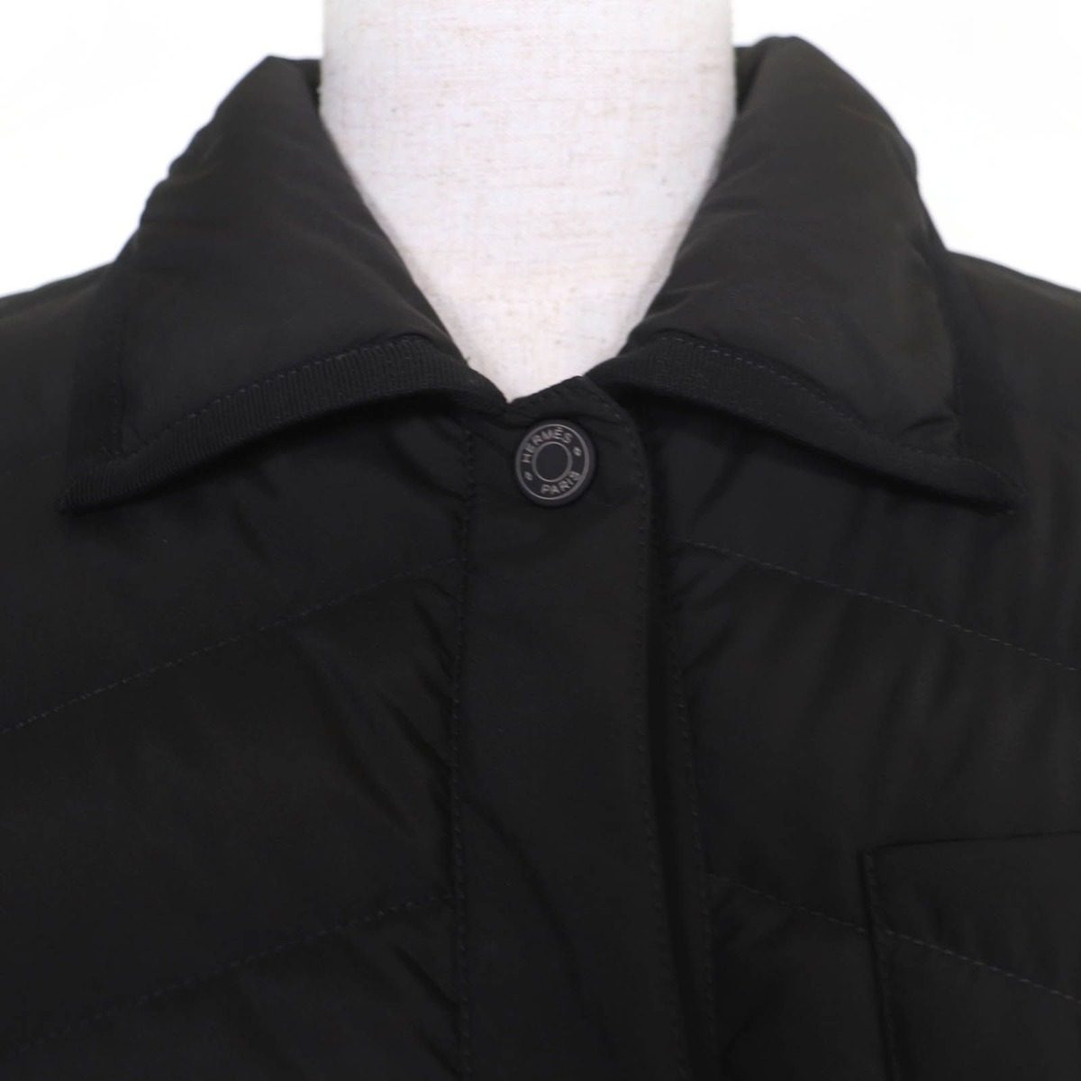 Hermes Logo Rubber Patch Series Button Down Jacket Black 40 — view 4