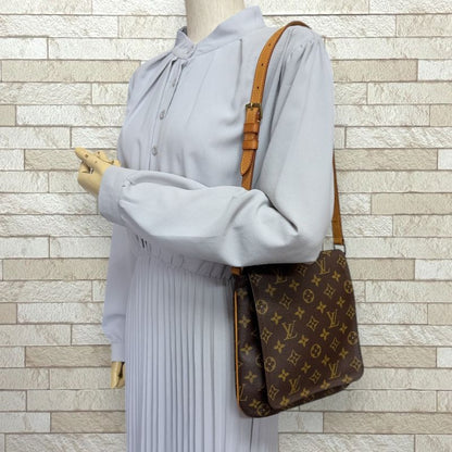 Louis Vuitton Musette Salsa Short Monogram Shoulder Bag Monogram Canvas M51258