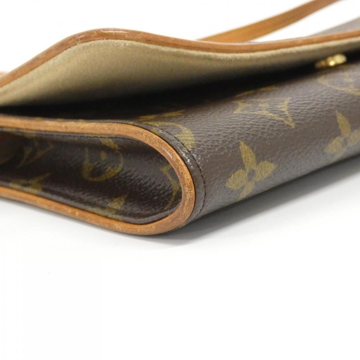Louis Vuitton Monogram Pochette Twin GM Shoulder Bag — view 3