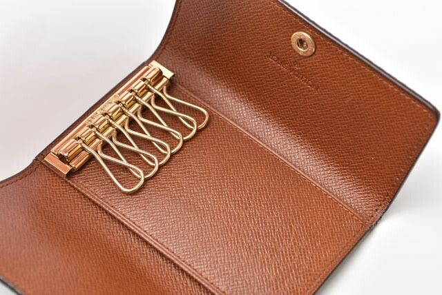Louis Vuitton Key Case Louis Vuitton 6-ring Key Case Multicles 6 Monogram M62630