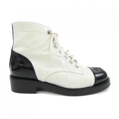 Chanel Lace Up Boots Black White