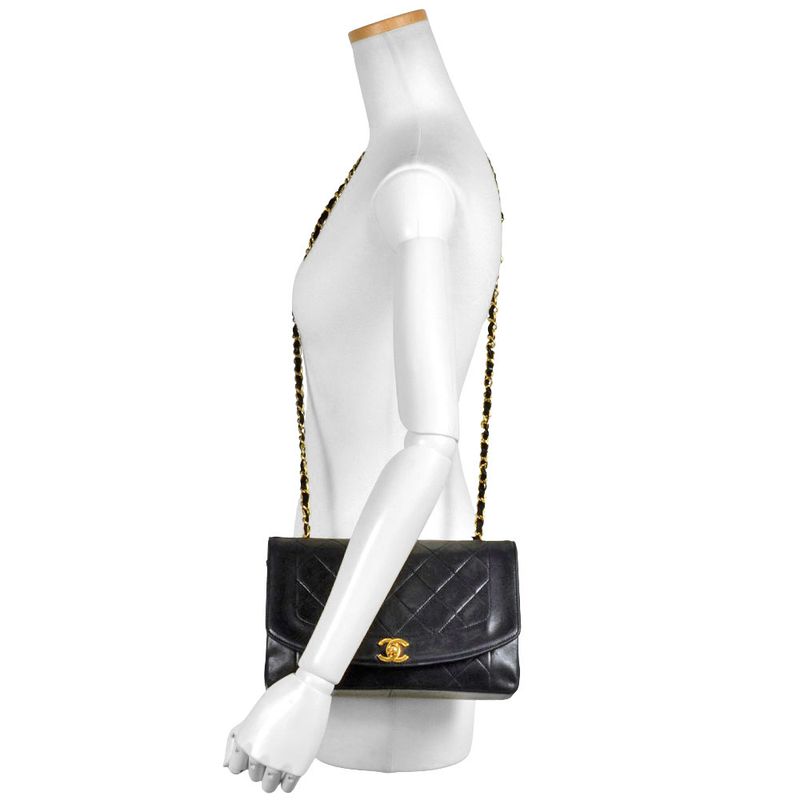 Chanel Matelasse Diana Chain Shoulder Bag Lambskin A01165 Black Gold Hardware 7