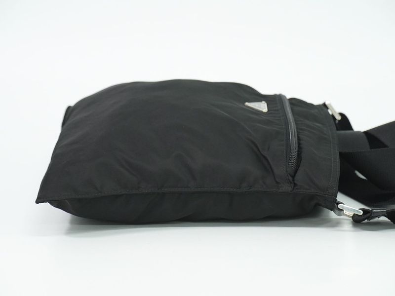 Authentic Prada Nylon Shoulder Bag Pochette Black Bag Pre-owned [follow-up