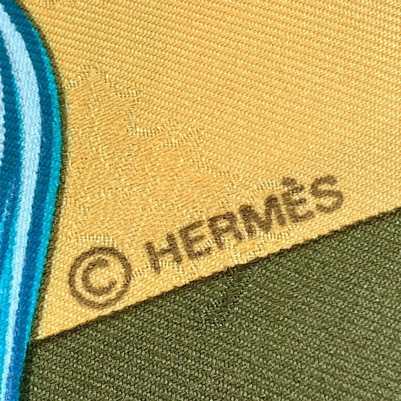 Hermes Carre90 Scarf 100% Silk Plumes Et Grelots Feathers And Bells Green Beige