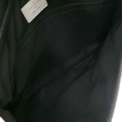 Louis Vuitton Taiga Llama Flap Messenger M30411