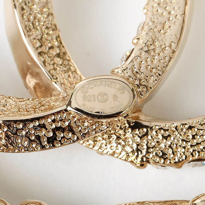 Chanel Brooch Gold