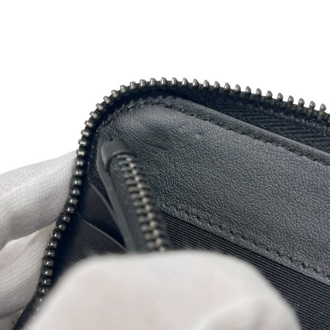 Christian Dior Round Zipper Long Vertical Wallet