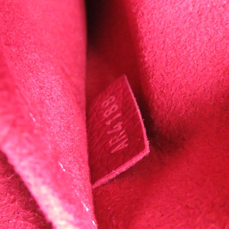 Louis Vuitton Shoulder Bag