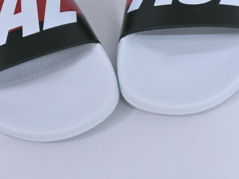 Authentic Gucci × Palace Logo Sherry Line Sandals 39 Rubber White Khaki Red