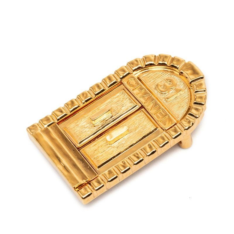 Chanel 31 le Cambon Door Motif Brooch Gold Plated