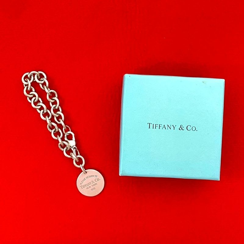 Tiffany & Co. Return To Oval Bracelet Silver 925 Chain Bangle