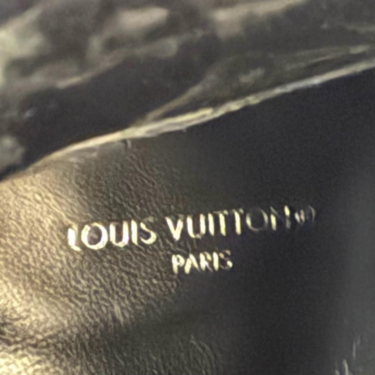 Louis Vuitton 37 201300 Handbag — view 11
