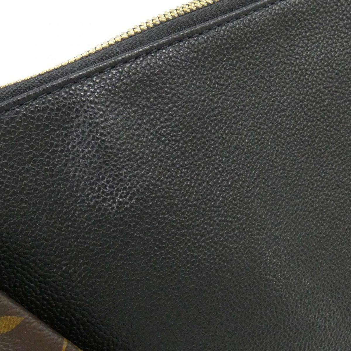 Louis Vuitton Monogram Tote MM — view 5