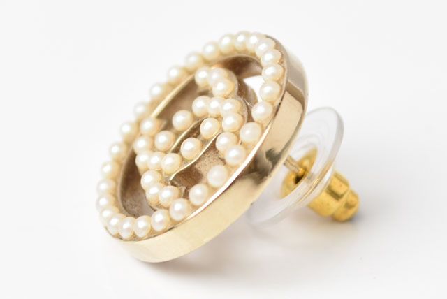 Chanel Earrings Chanel Circle Motif Logo Pearl Gold