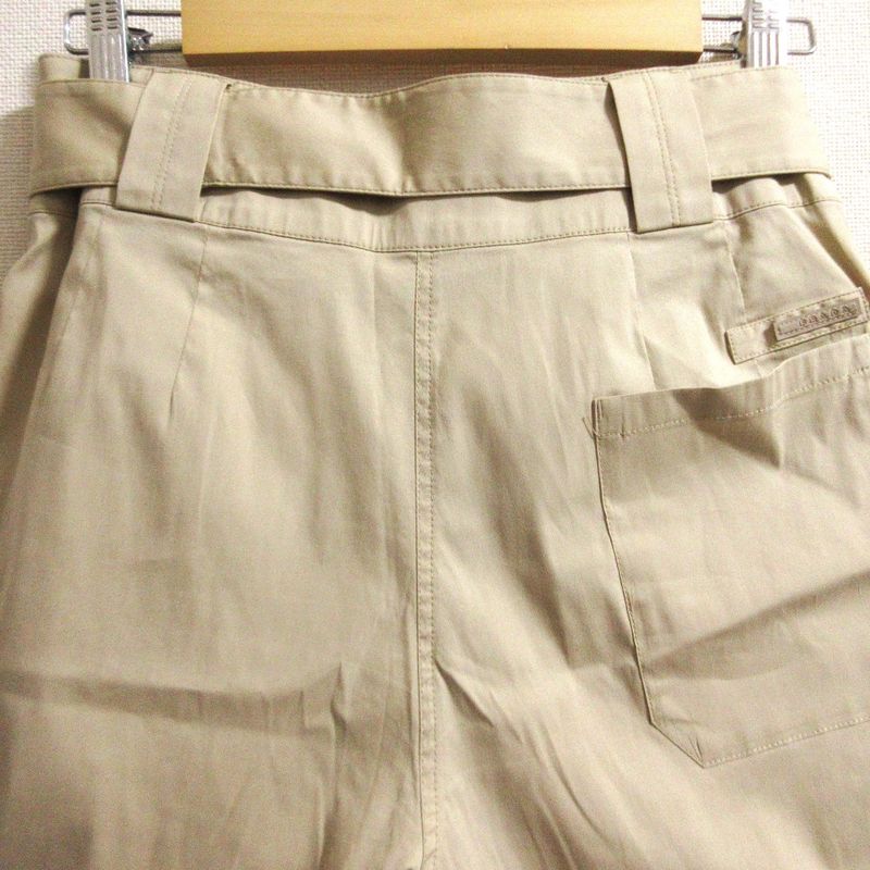 Prada Tuck Belted Wide Shorts Size 40 Beige Women's Used