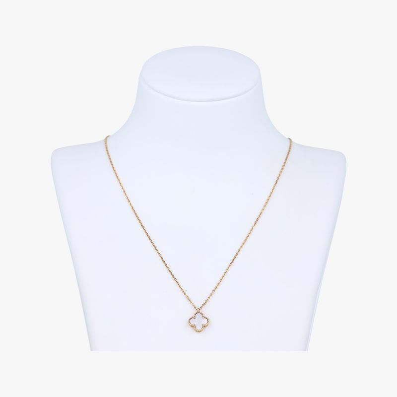 Van Cleef & Arpell Van Cleef & Arpell Suite Alhambra Gold And White Au750