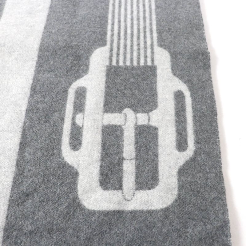 Hermes Sangre À Bucle 100% Cashmere Anthogracito / Gris Cles Fringed Scarf 39 X