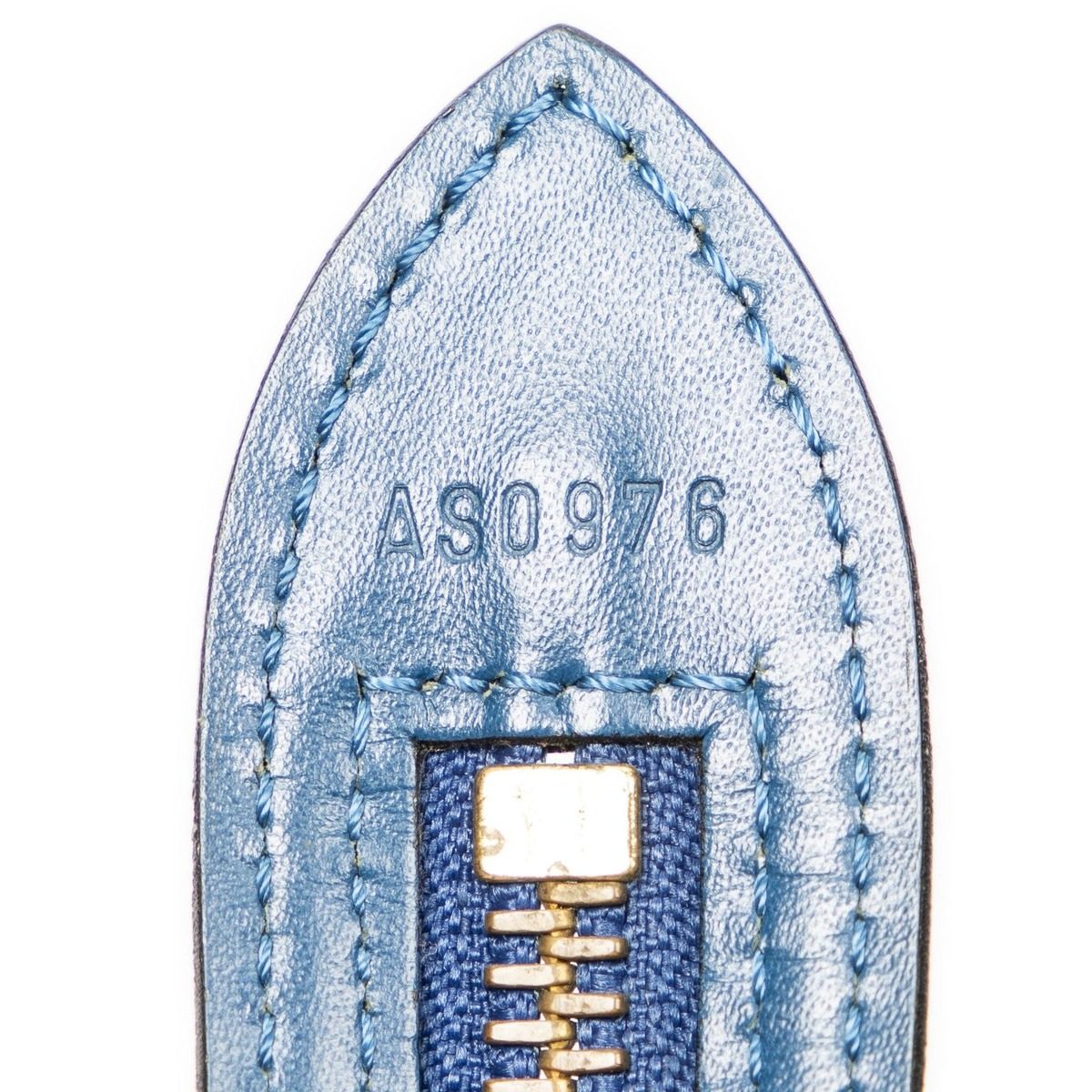 Louis Vuitton Saint Jacques Shopping Blue Epi Messenger Bag — view 10