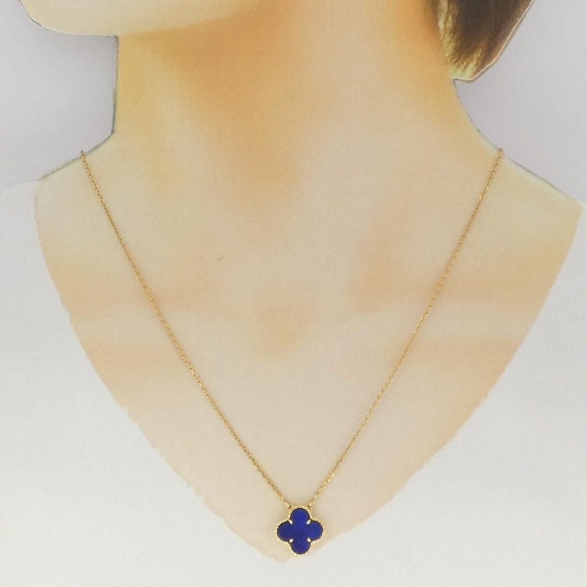 Van Cleef & Arpels Vintage Alhambra Necklace — view 5