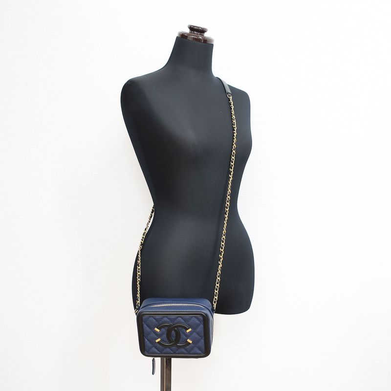 Chanel CC Filigree-chain Shoulder Bag Navy-gdhardware Matelasse