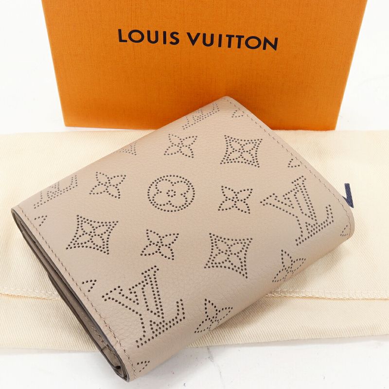 Louis Vuitton L-shaped Zipper Fold Wallet With Coin Purse Mahina Galle Portefeui