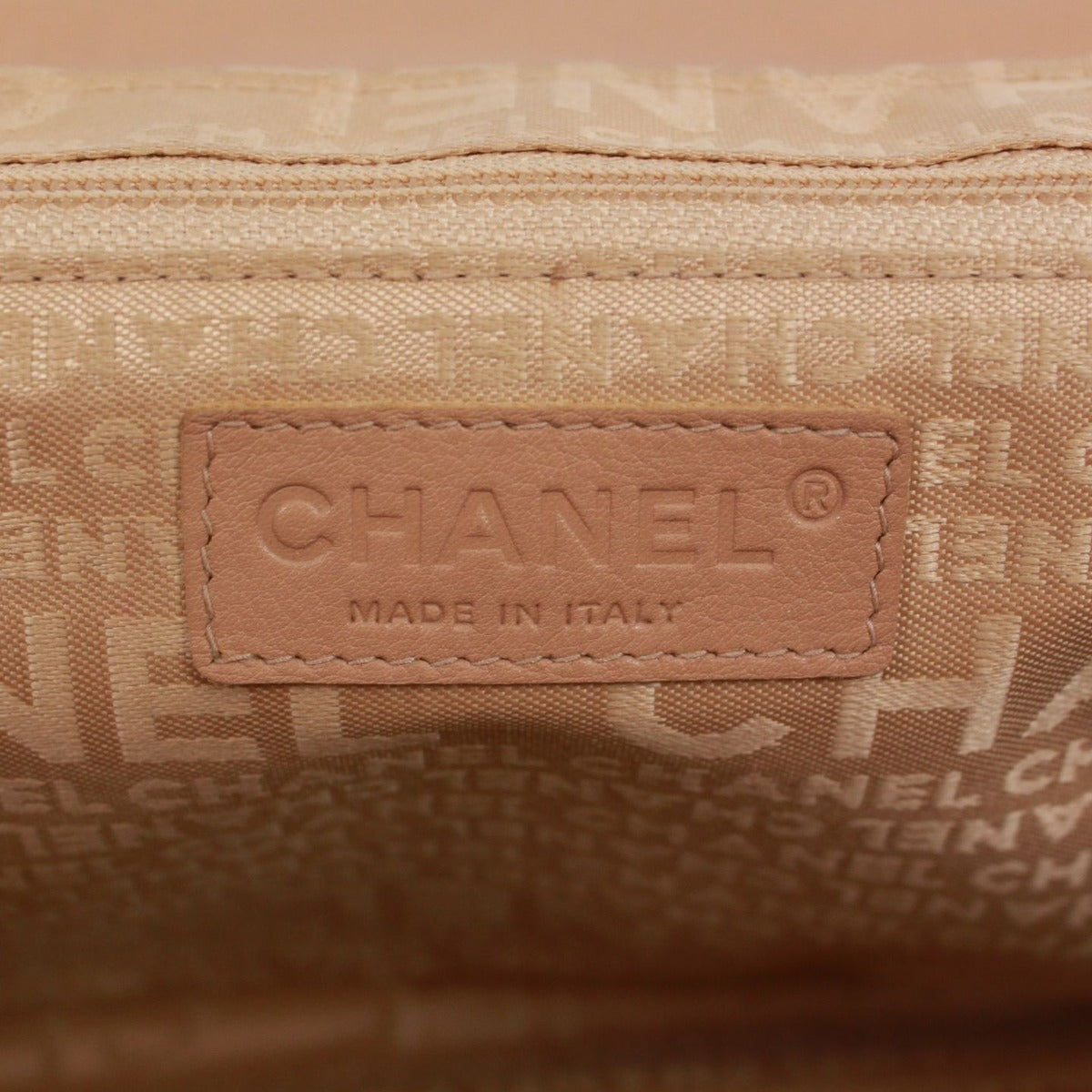 Chanel 2.55 Handbag Caviar — view 8
