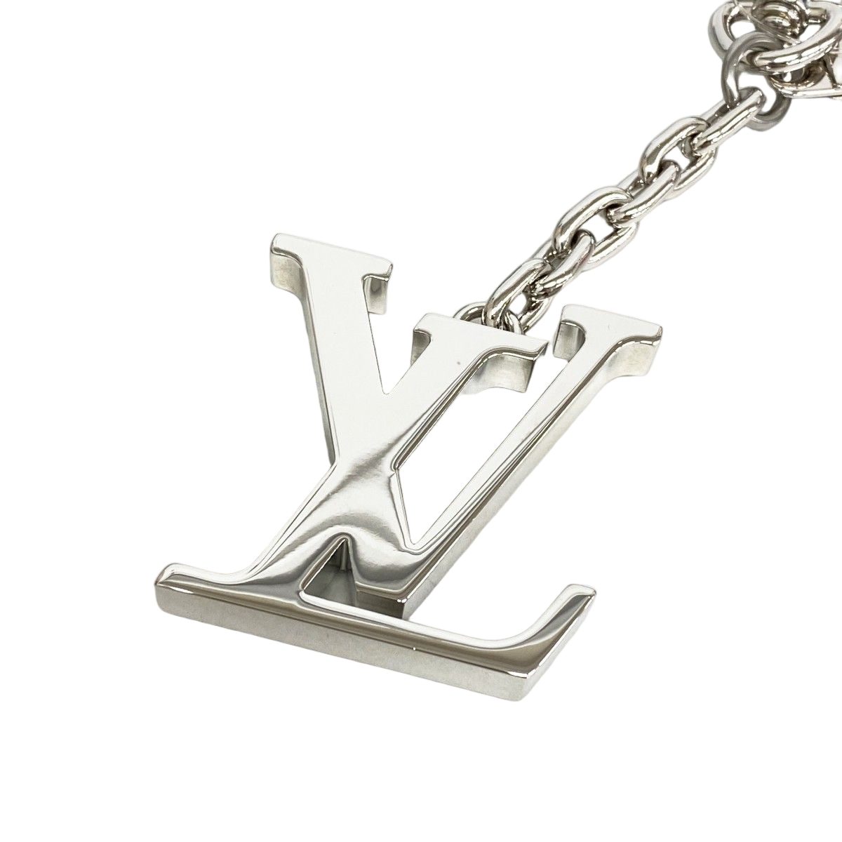 Louis Vuitton Key Holder Charm Porte Cles Initial LV Silver — view 2