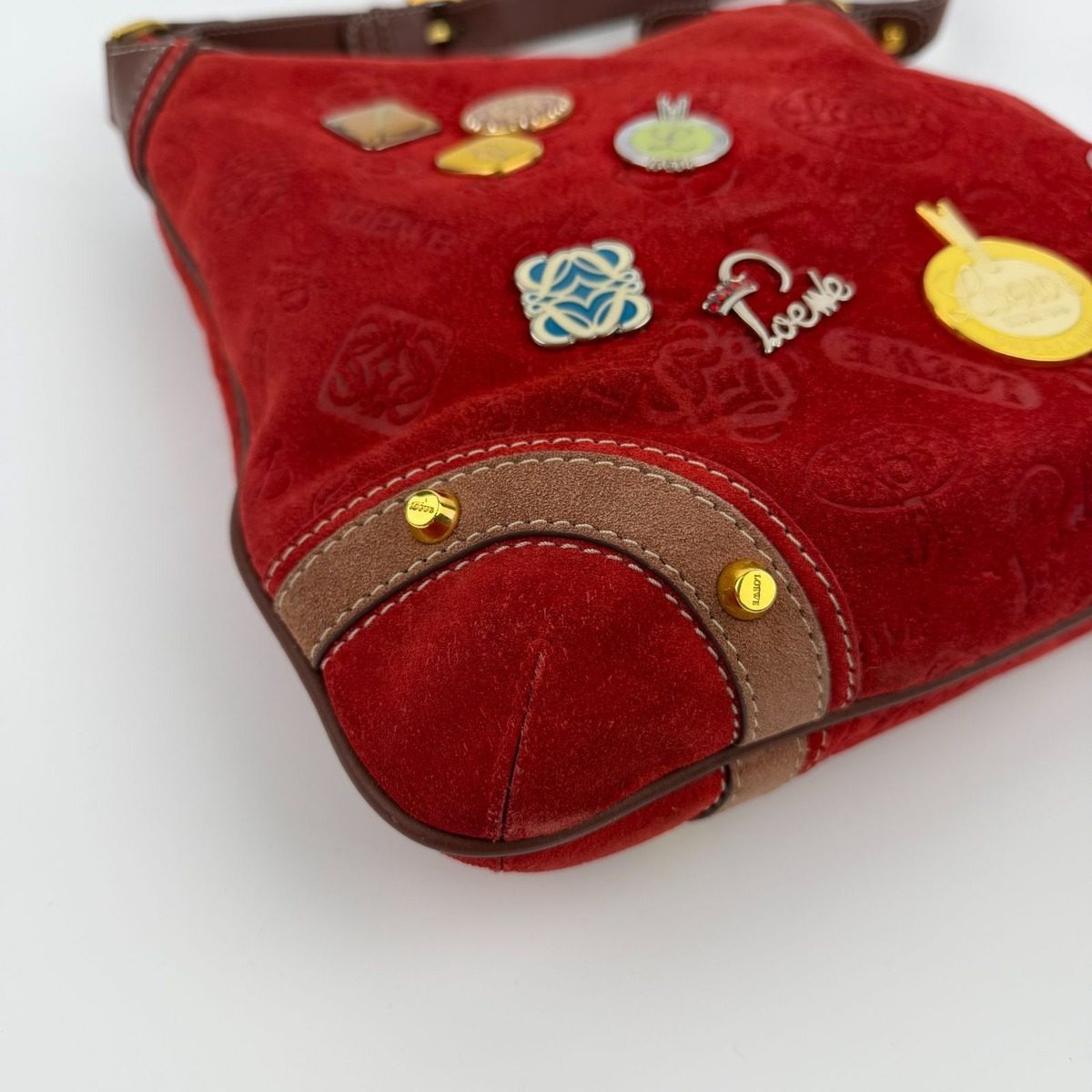 Loewe Anagram Anniversary Limited Shoulder Bag Red Suede Vintage — view 9