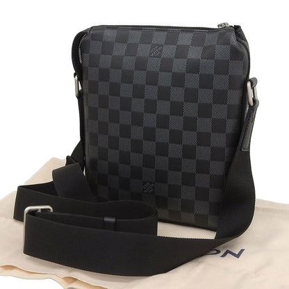 Louis Vuitton Damier Infini Discovery Messenger BB Shoulder Bag