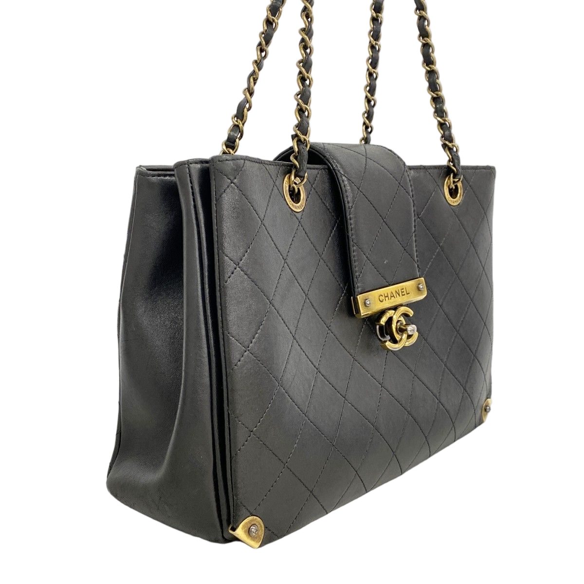 Chanel Shoulder Bag Quilted Lambskin Black Gold — view 2