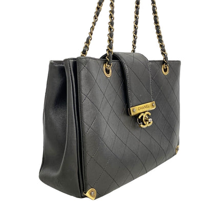 Chanel Shoulder Bag Quilted Lambskin Black Gold — view 2