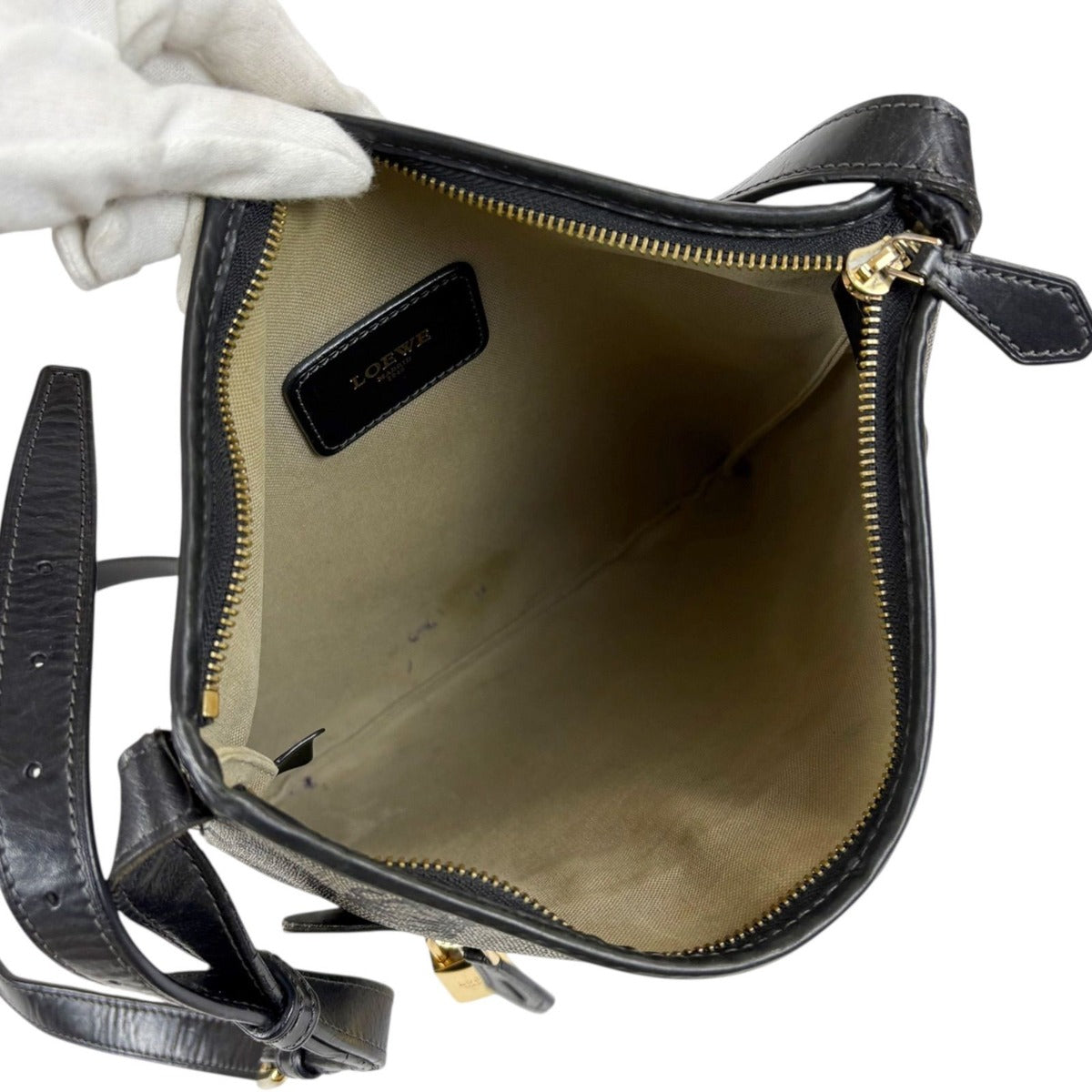 Loewe Repeat Anagram Shoulder Bag Navy with Padlock Leather — view 10