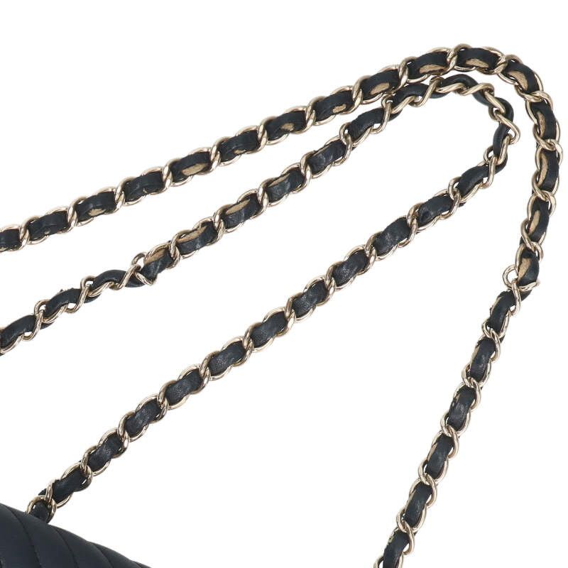 Chanel A35200 Mini Matelasse 17 Chevron Lambskin Chain Shoulder Bag Women 17