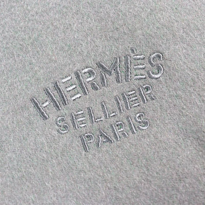 Hermes 100% Cashmere Logo Embroidery Bicolor Fringed Large Shawl Scarf Gray